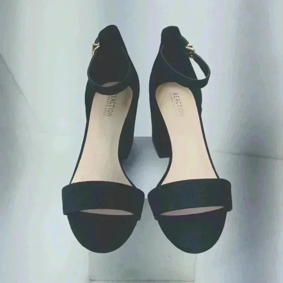 Reaction Kenneth Cole ankle strap sandal - Picture 9 of 10